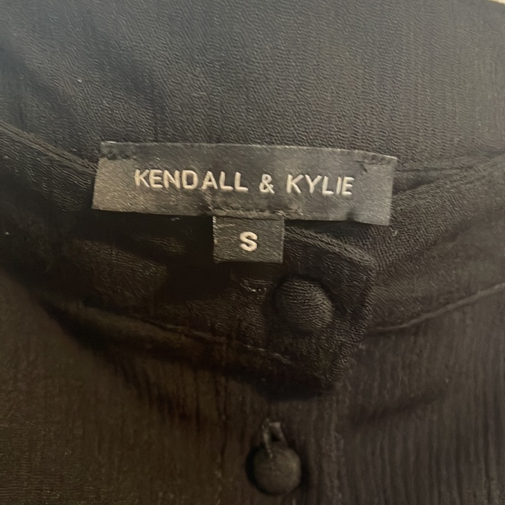 NWOT Kendall & Kylie black button skirt in size small - Picture 3 of 8